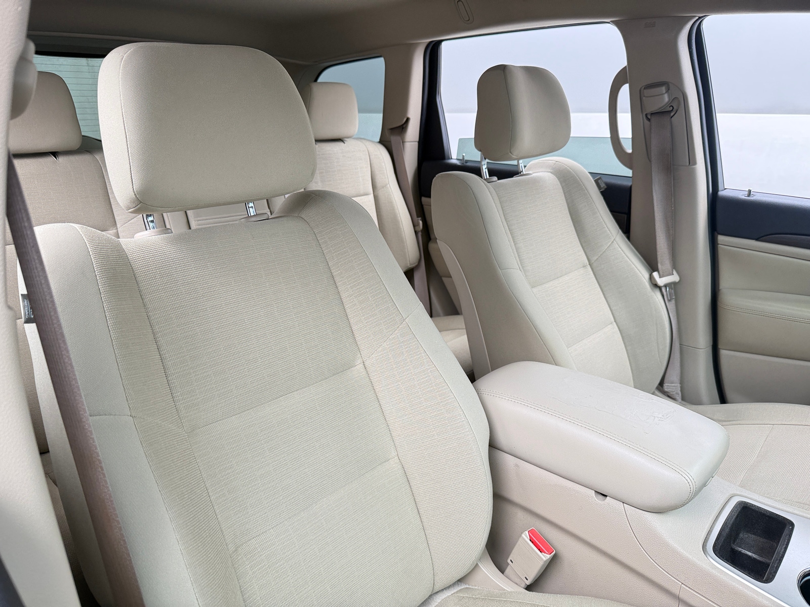 Thumbnail: 2016 Jeep Grand Cherokee - 2