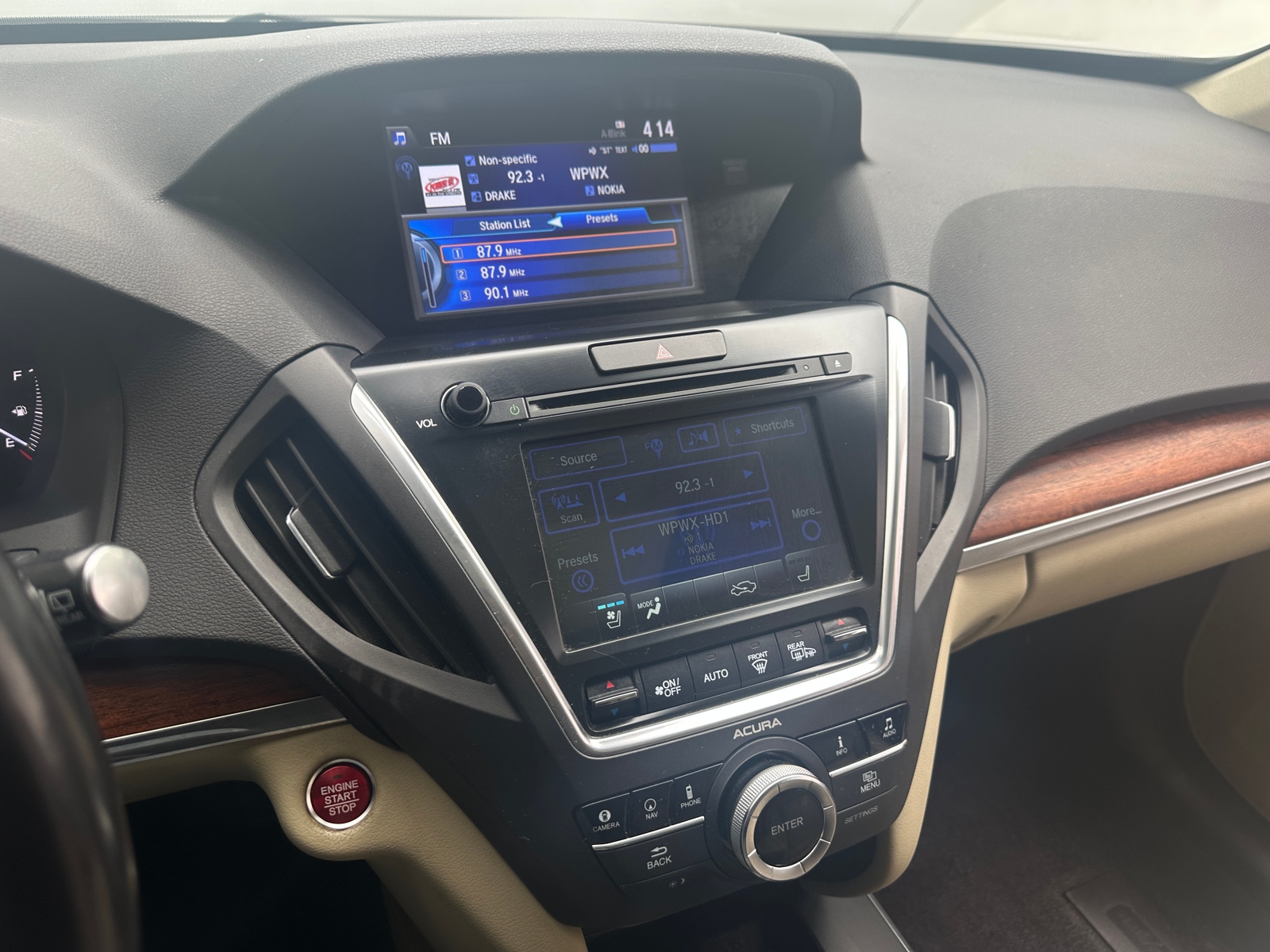 Thumbnail: 2017 Acura MDX - 3
