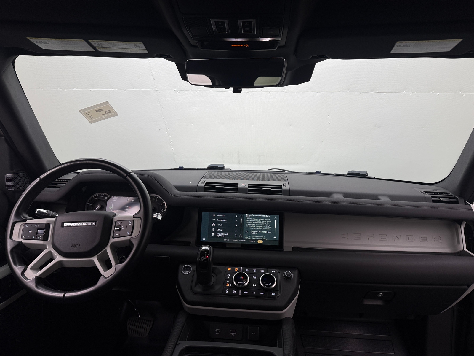 Thumbnail: 2022 Land Rover Defender - 2