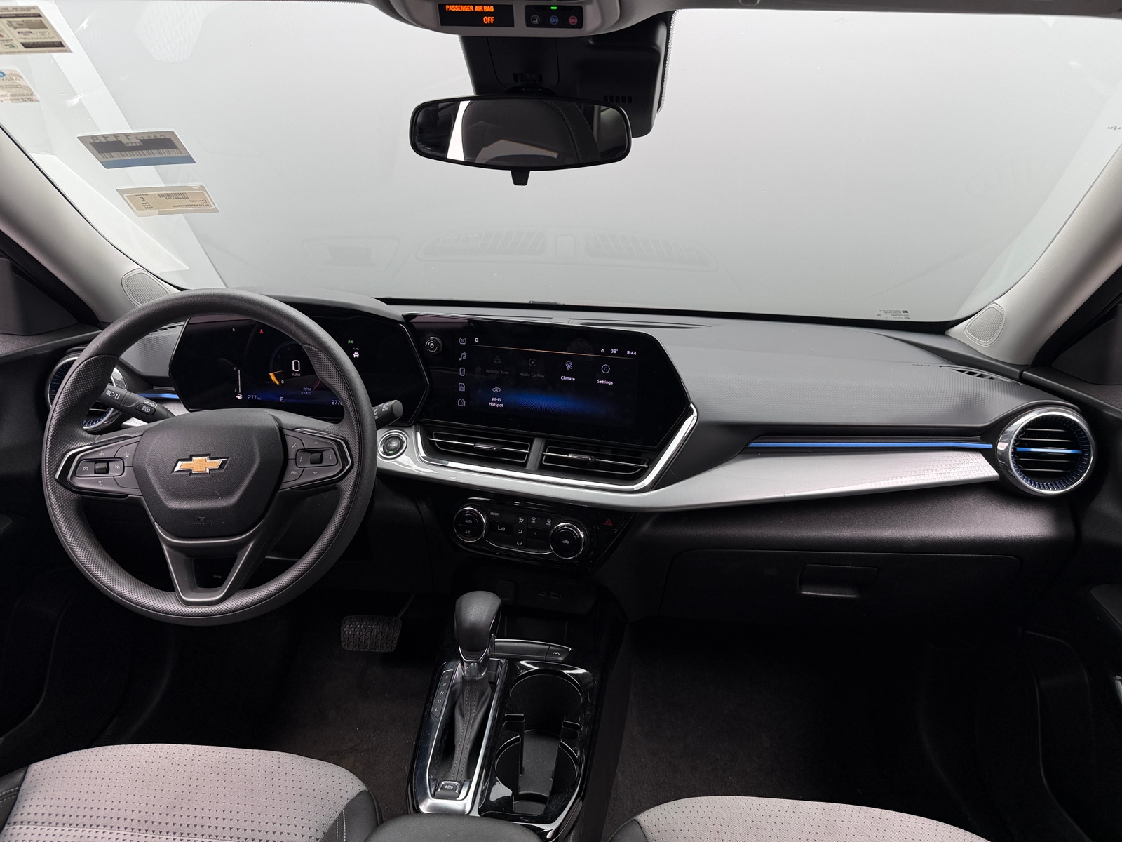 Thumbnail: 2025 Chevrolet Trax - 3