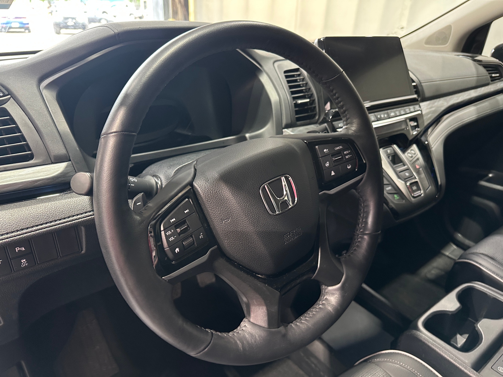 Thumbnail: 2025 Honda Odyssey - 4