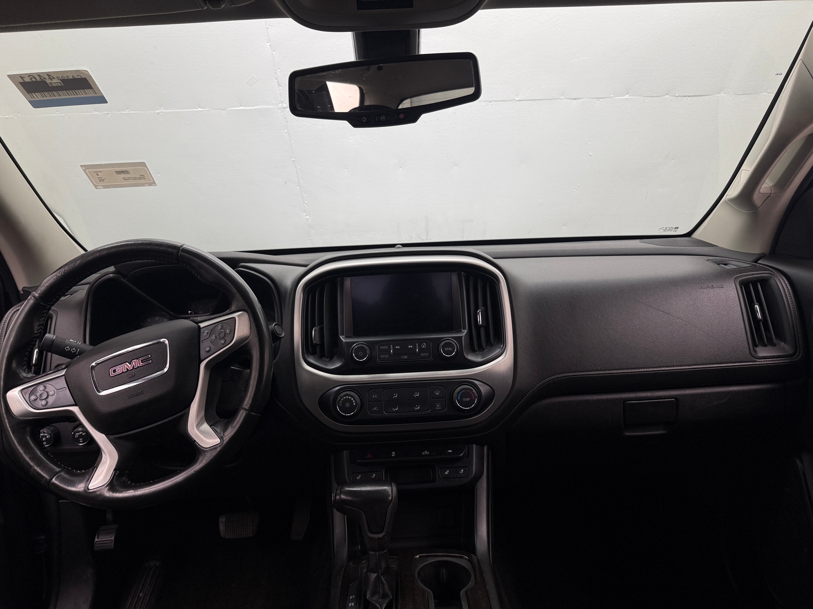 Thumbnail: 2018 GMC Canyon - 3