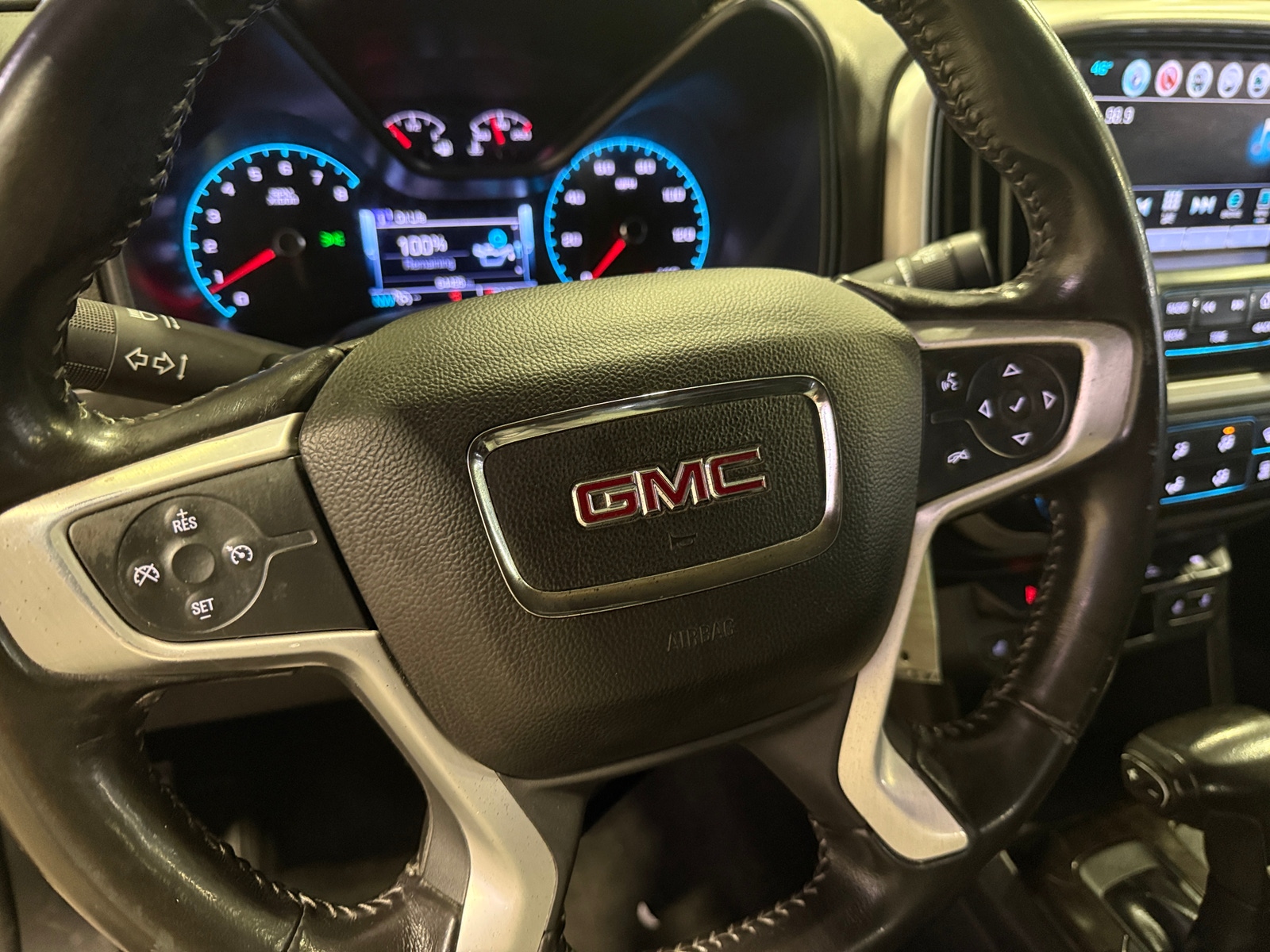 Thumbnail: 2018 GMC Canyon - 5