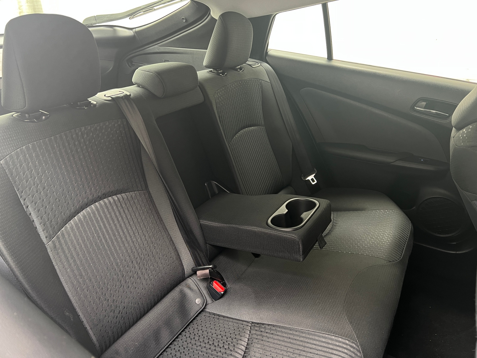 Thumbnail: 2016 Toyota Prius - 6