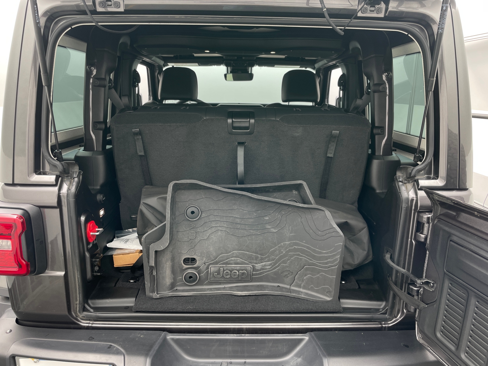 Thumbnail: 2025 Jeep Wrangler - 6