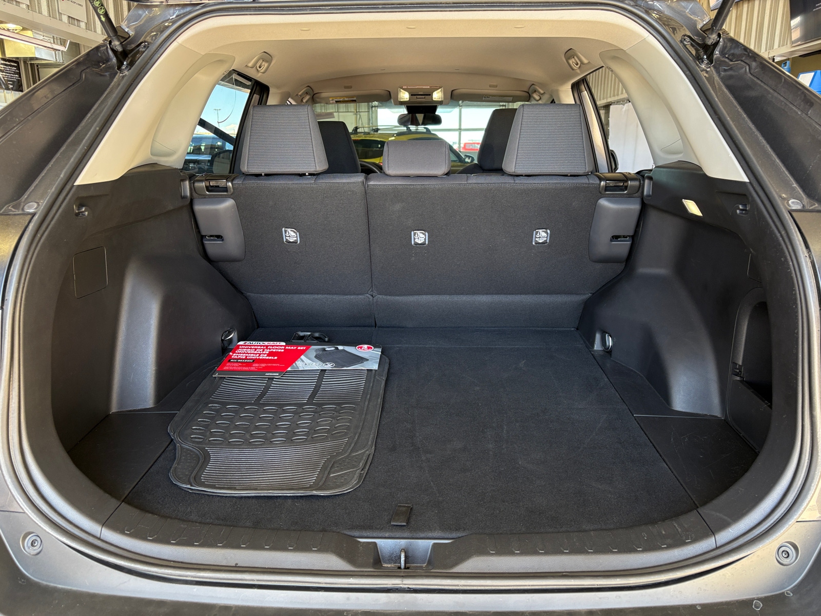 Thumbnail: 2025 Toyota RAV4 - 7