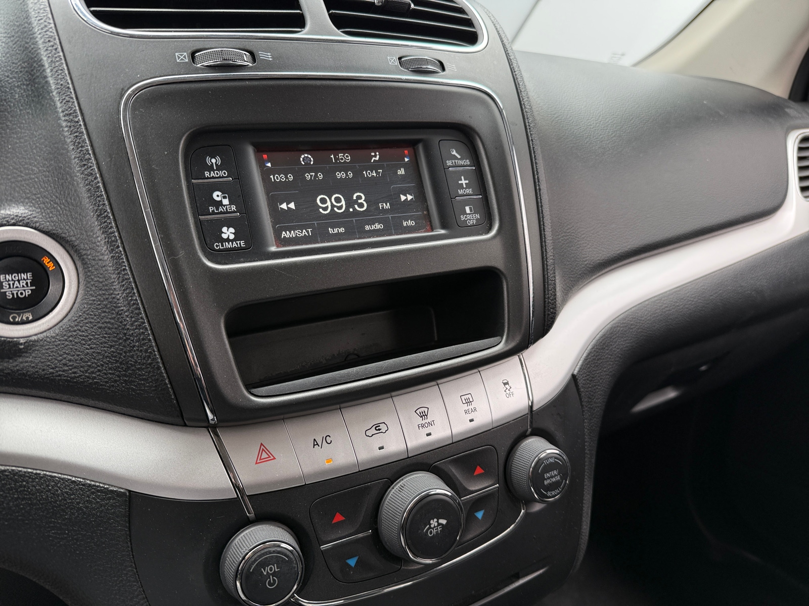 Thumbnail: 2018 Dodge Journey - 4