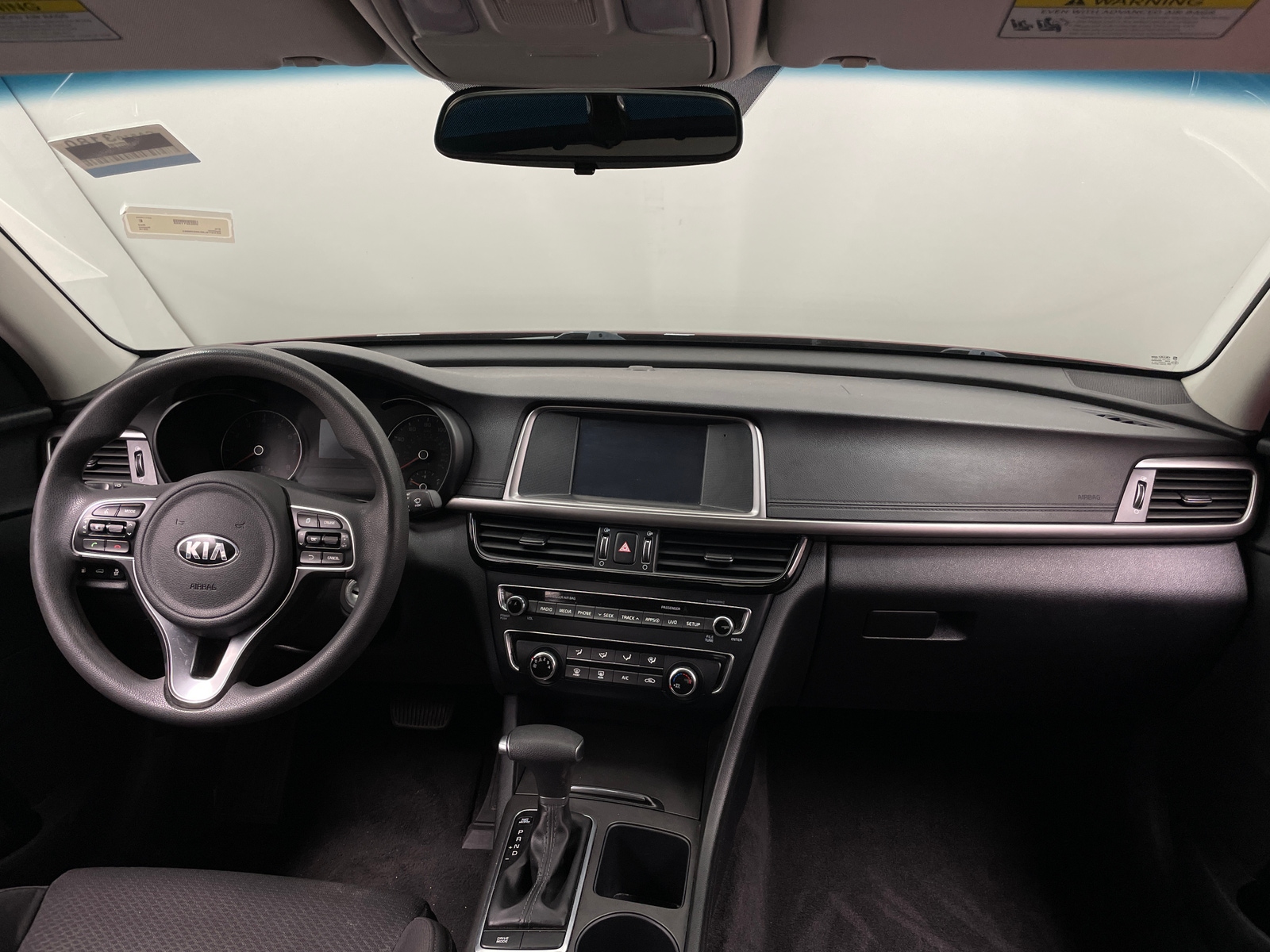 Thumbnail: 2018 Kia Optima - 3