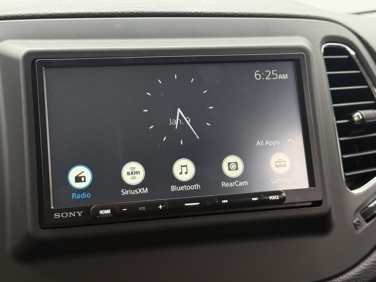 Thumbnail: 2021 Jeep Compass - 4