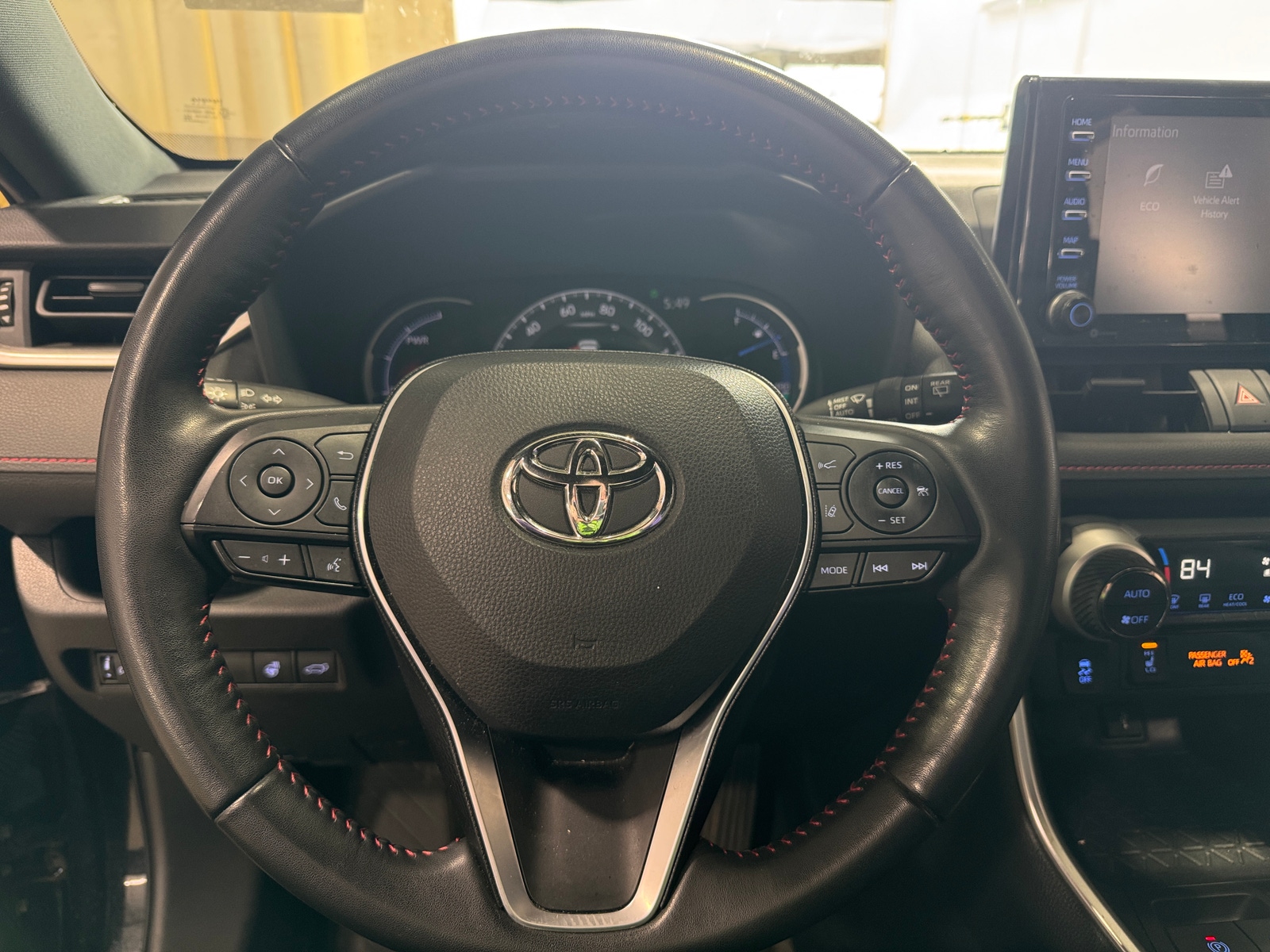 Thumbnail: 2022 Toyota RAV4 - 5