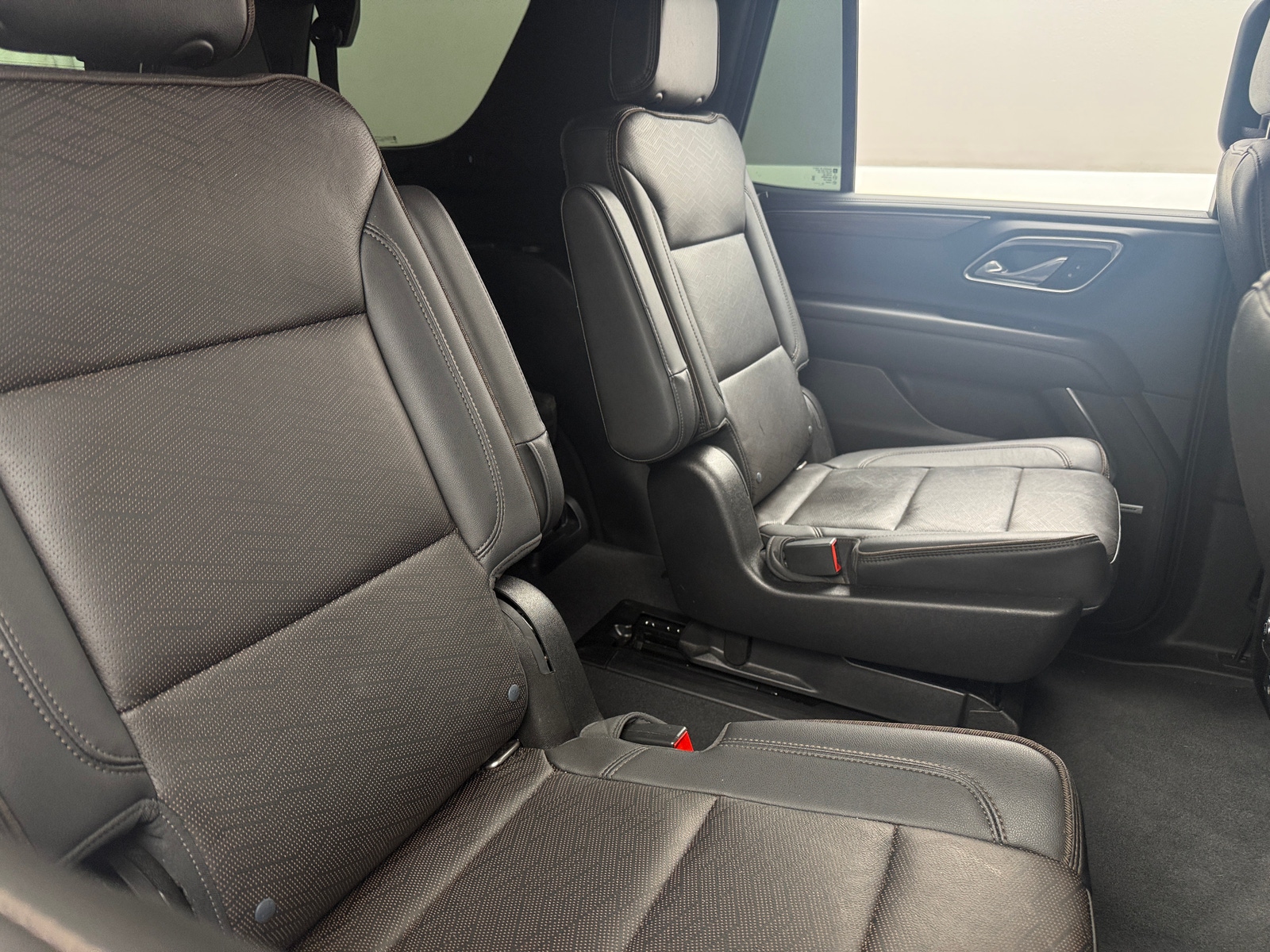 Thumbnail: 2021 Chevrolet Tahoe - 5