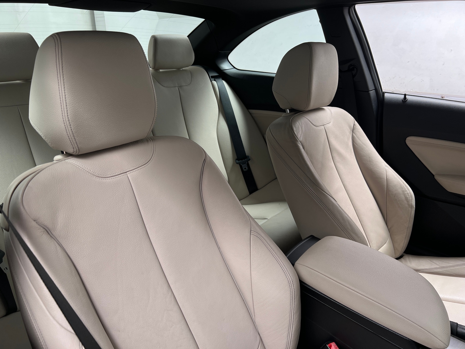 Thumbnail: 2016 BMW 2 Series - 2