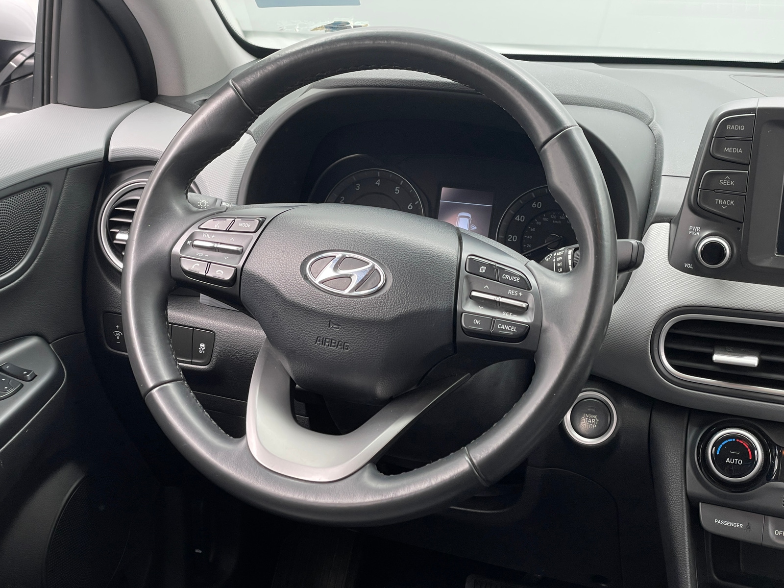 Thumbnail: 2018 Hyundai Kona - 4