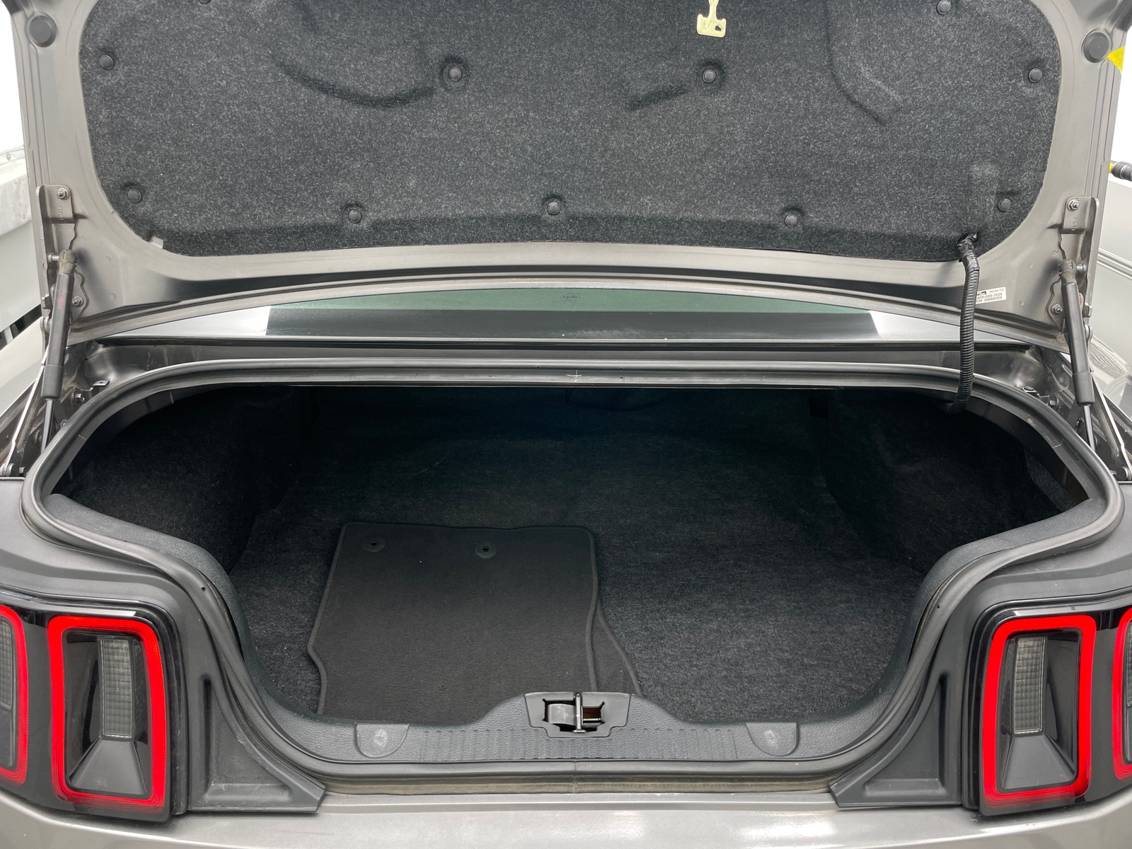 Thumbnail: 2013 Ford Mustang - 5