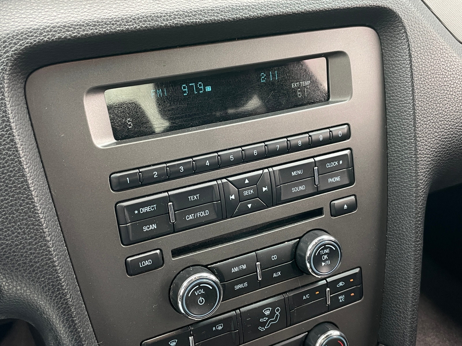 Thumbnail: 2013 Ford Mustang - 3