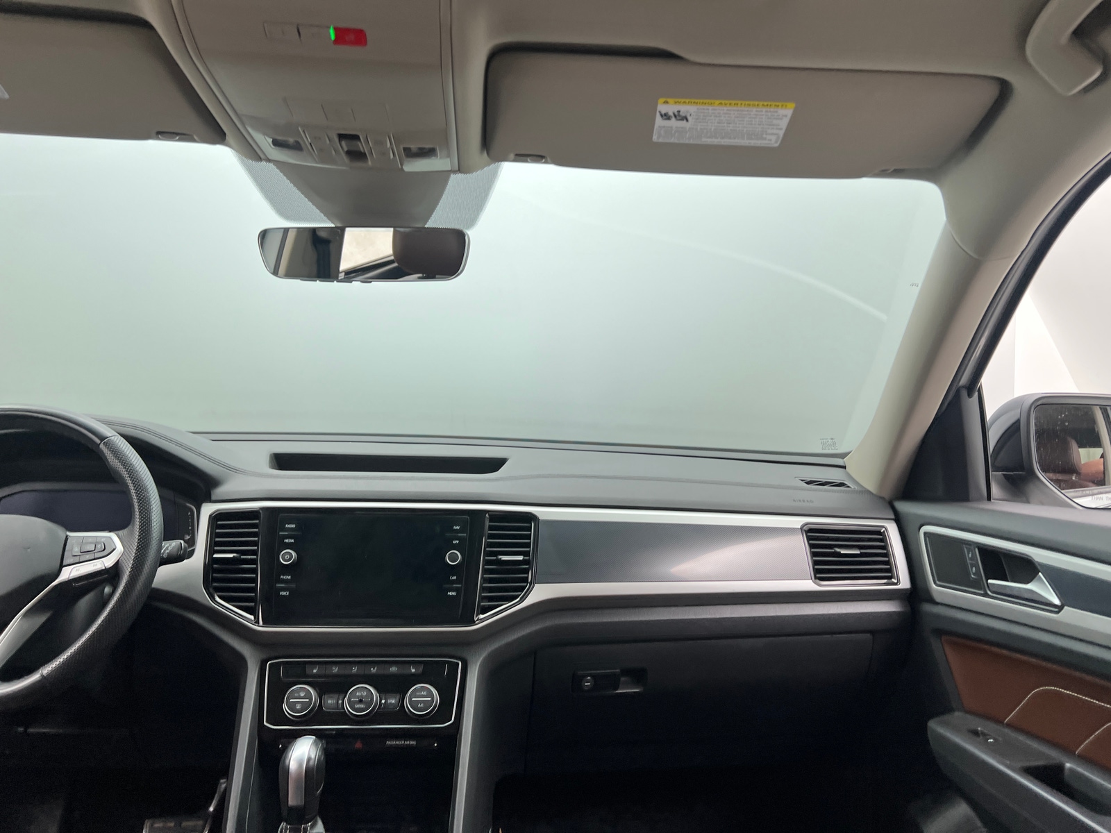 Thumbnail: 2023 Volkswagen Atlas - 3
