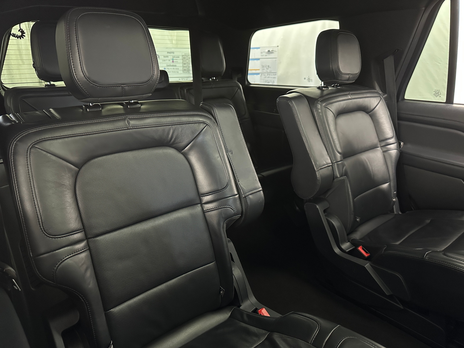 Thumbnail: 2024 Lincoln Navigator - 5