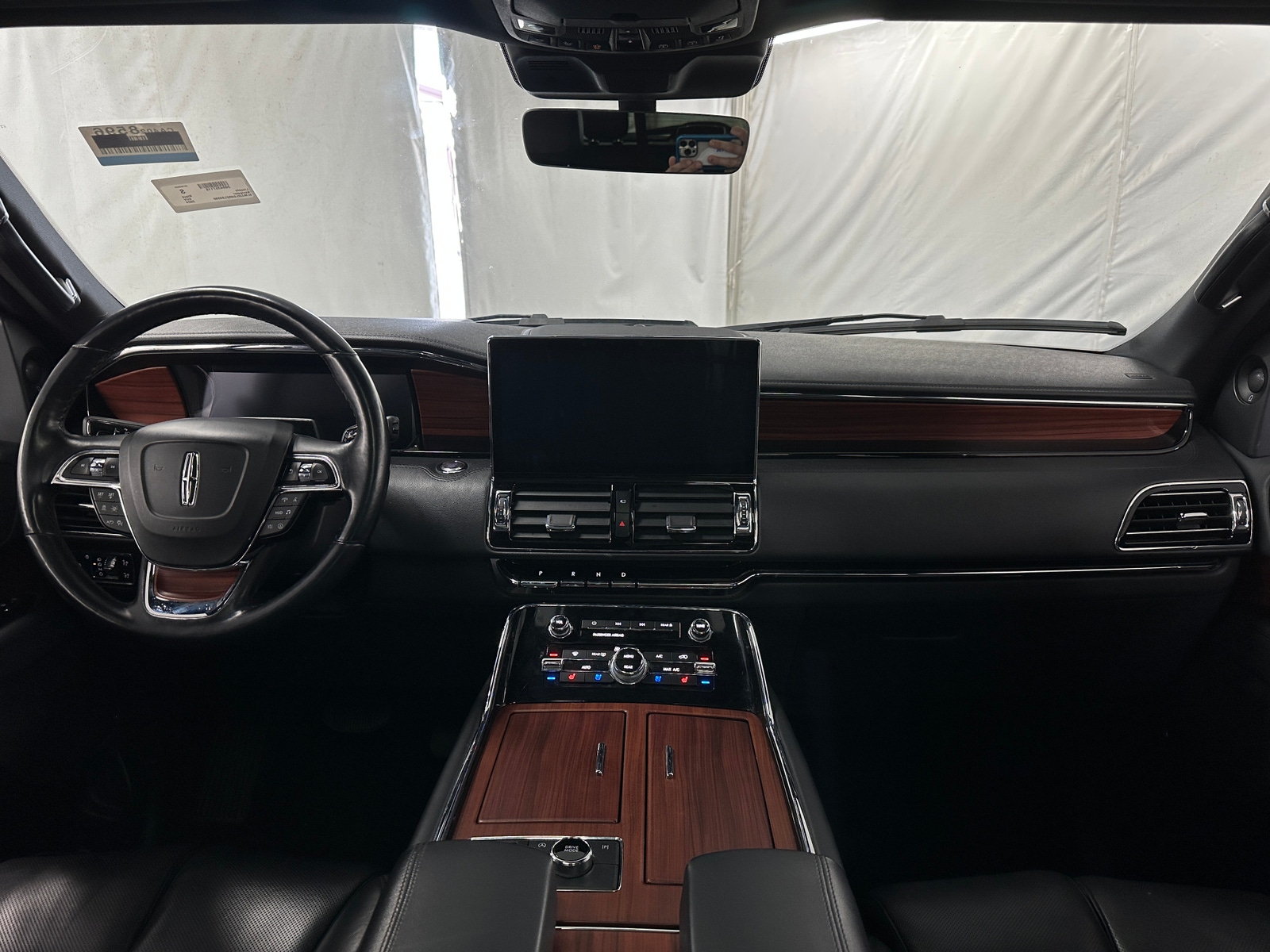 Thumbnail: 2024 Lincoln Navigator - 2