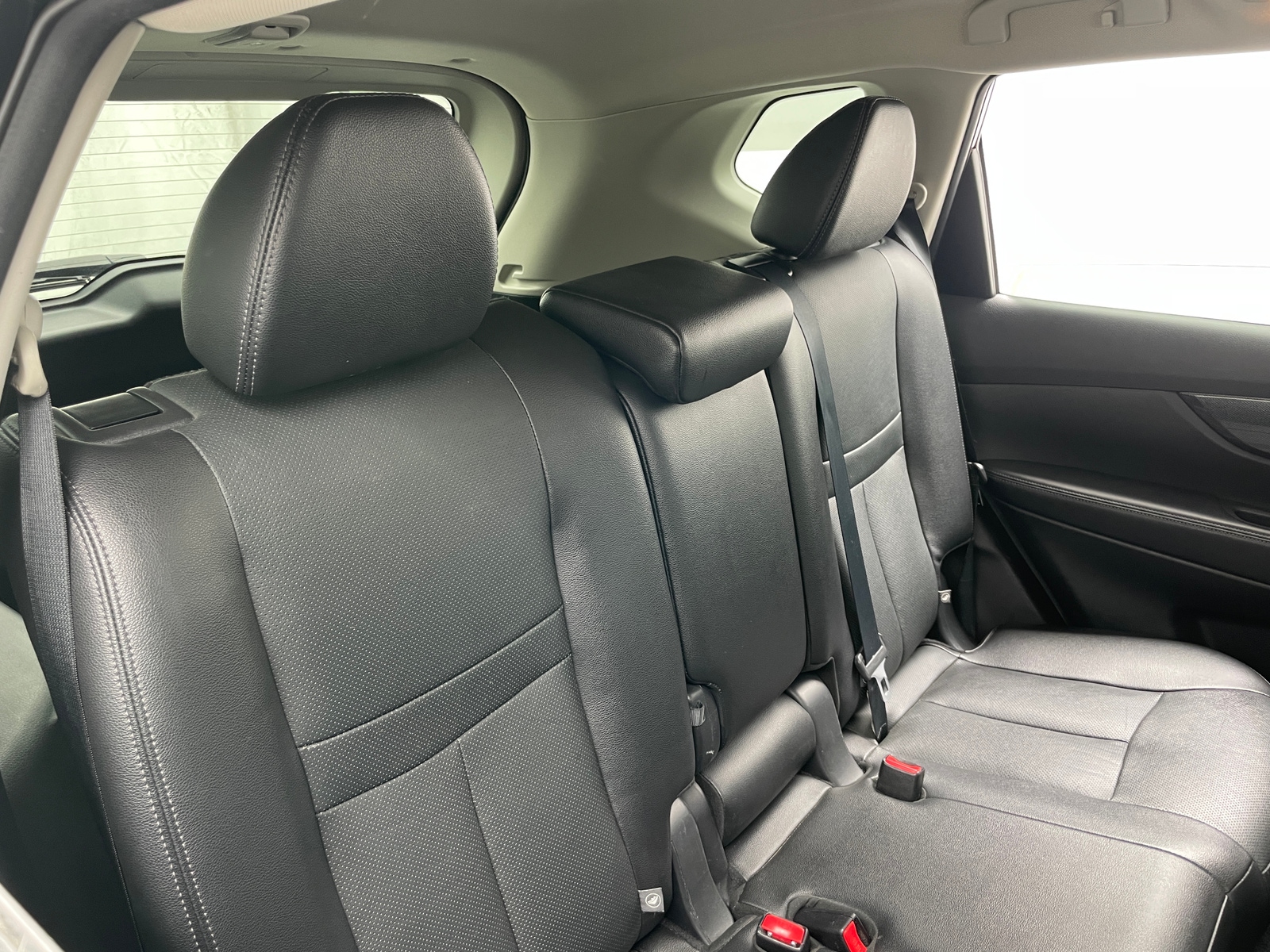 Thumbnail: 2016 Nissan Rogue - 6