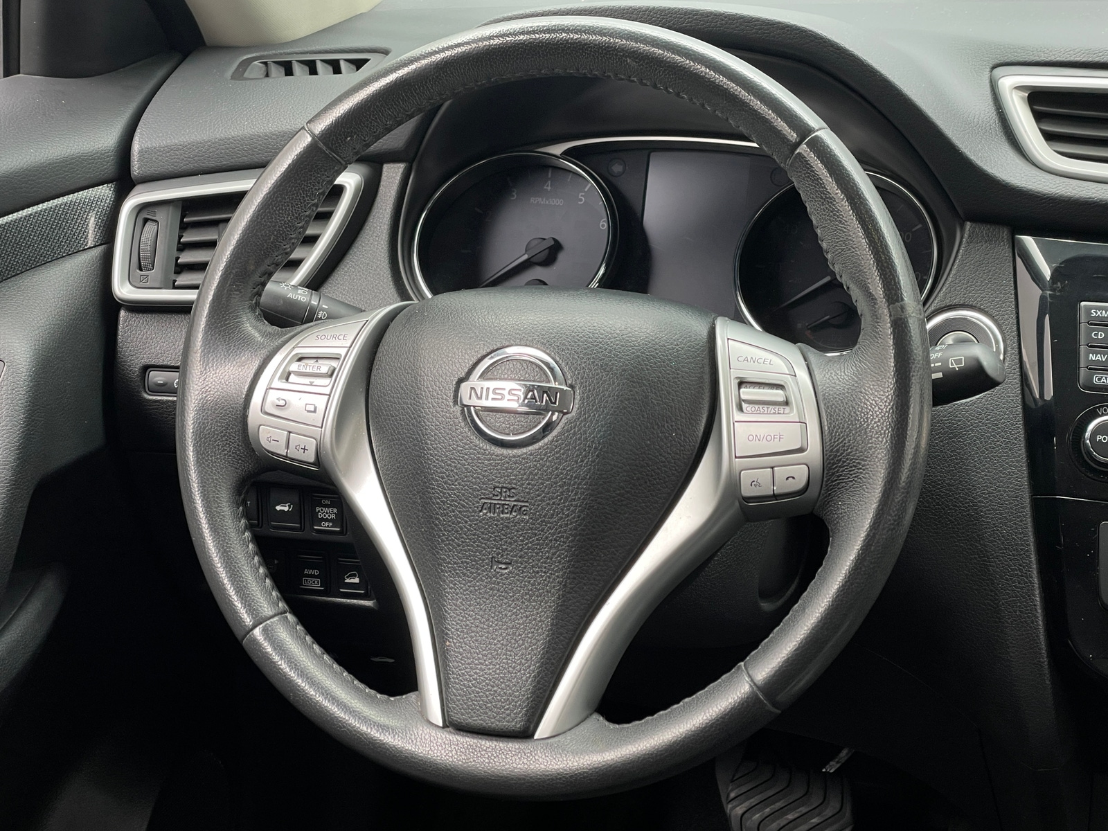 Thumbnail: 2016 Nissan Rogue - 5