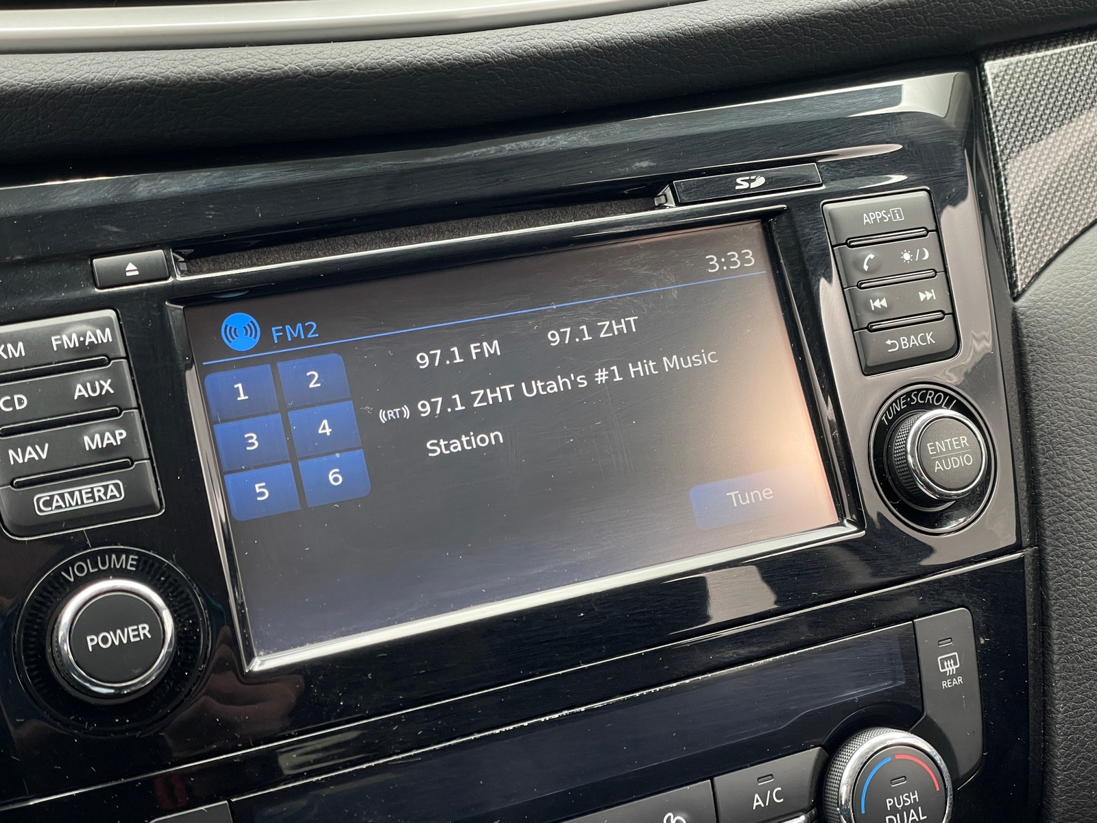 Thumbnail: 2016 Nissan Rogue - 4