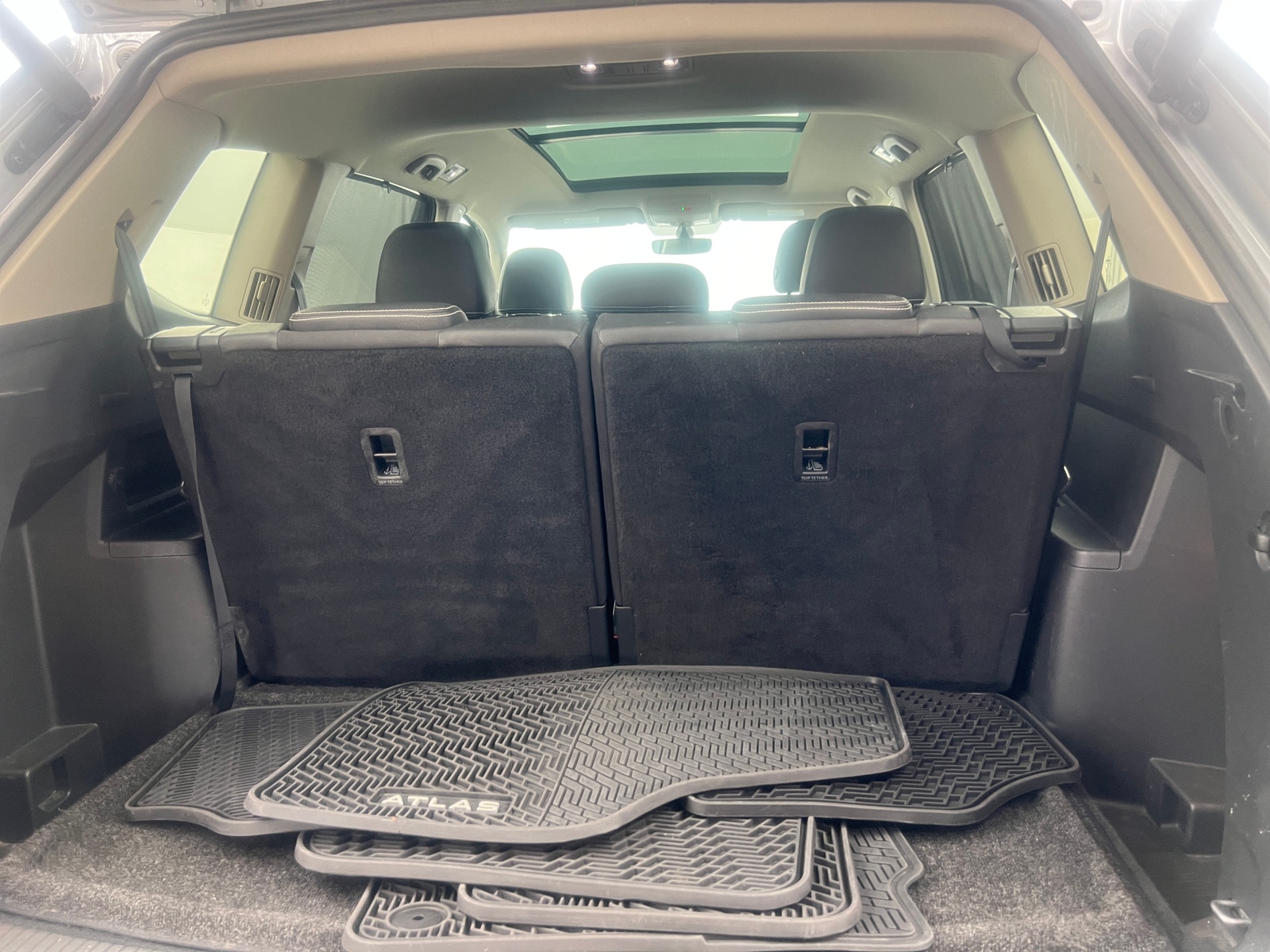 Thumbnail: 2023 Volkswagen Atlas - 6