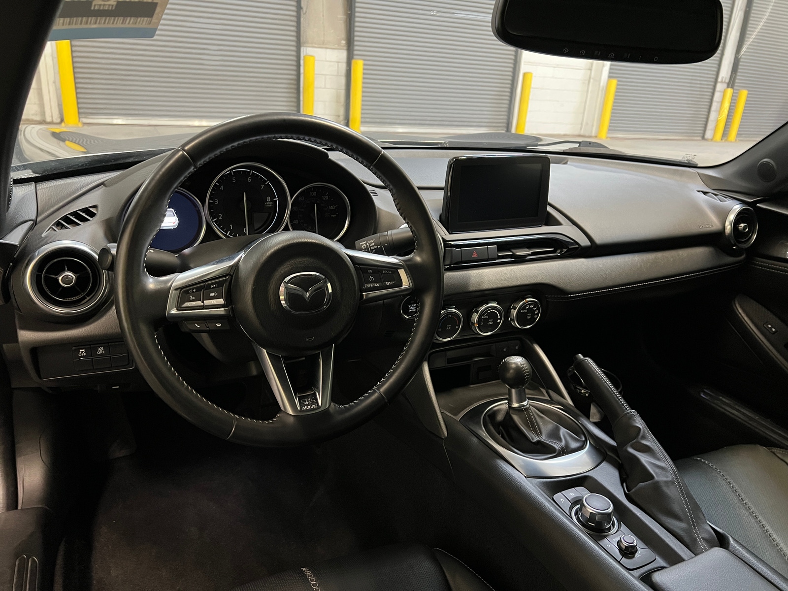 Thumbnail: 2021 Mazda MX-5 Miata - 2