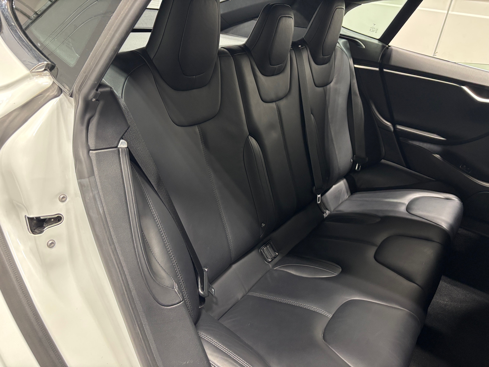 Thumbnail: 2016 Tesla Model S - 5