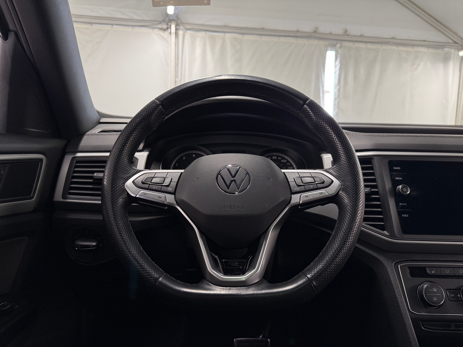 Thumbnail: 2021 Volkswagen Atlas - 4