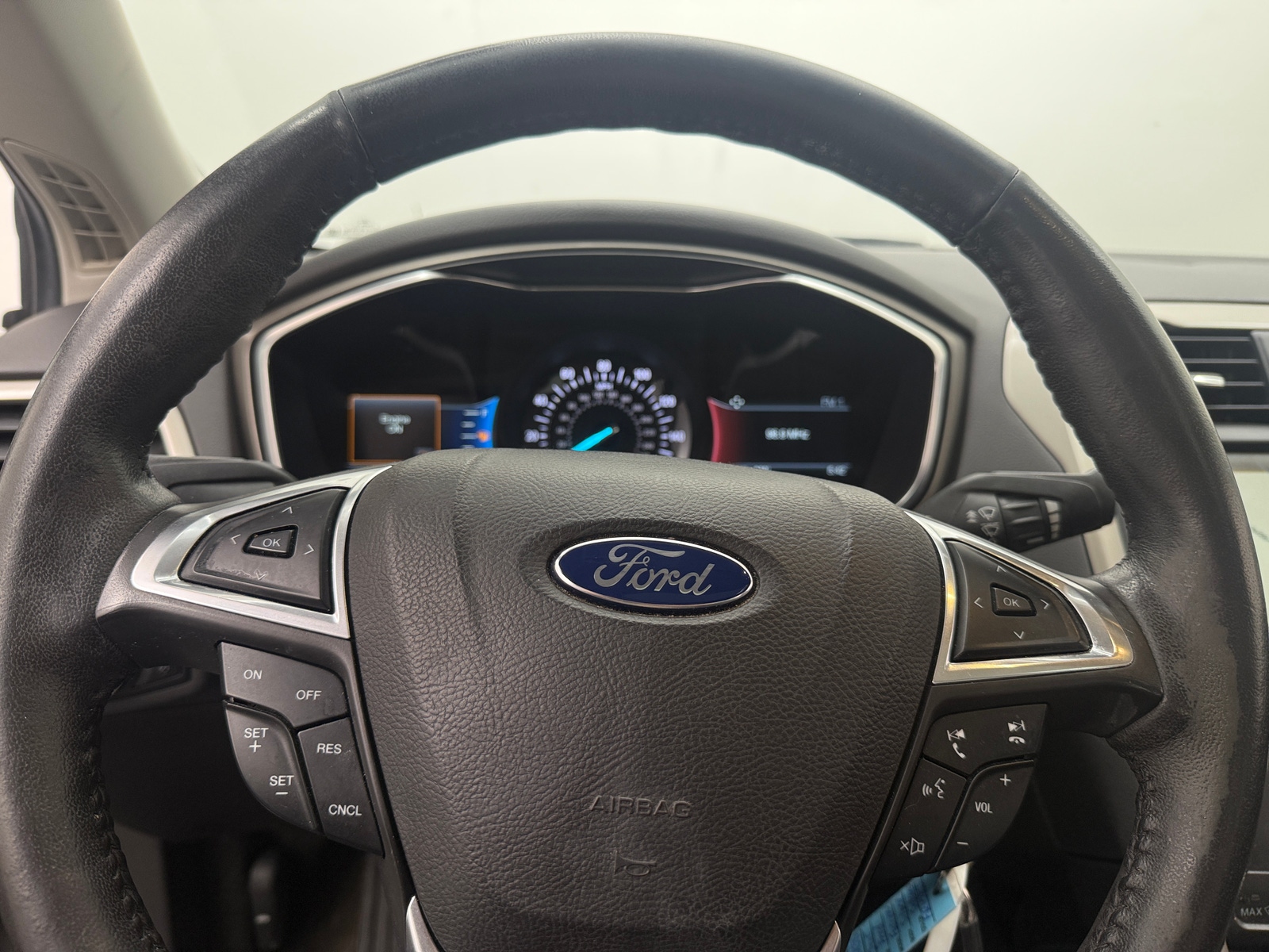 Thumbnail: 2015 Ford Fusion - 5