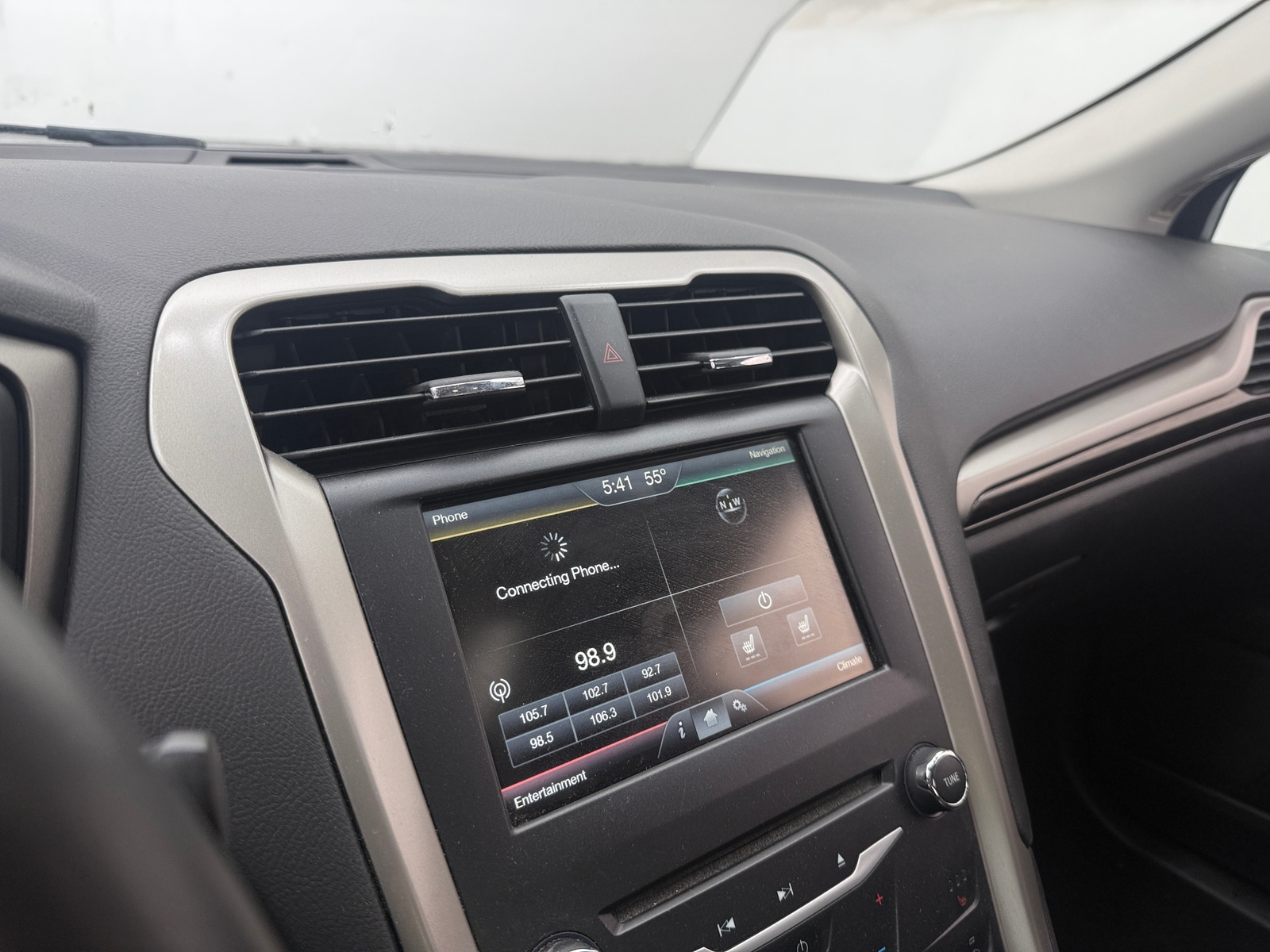 Thumbnail: 2015 Ford Fusion - 4