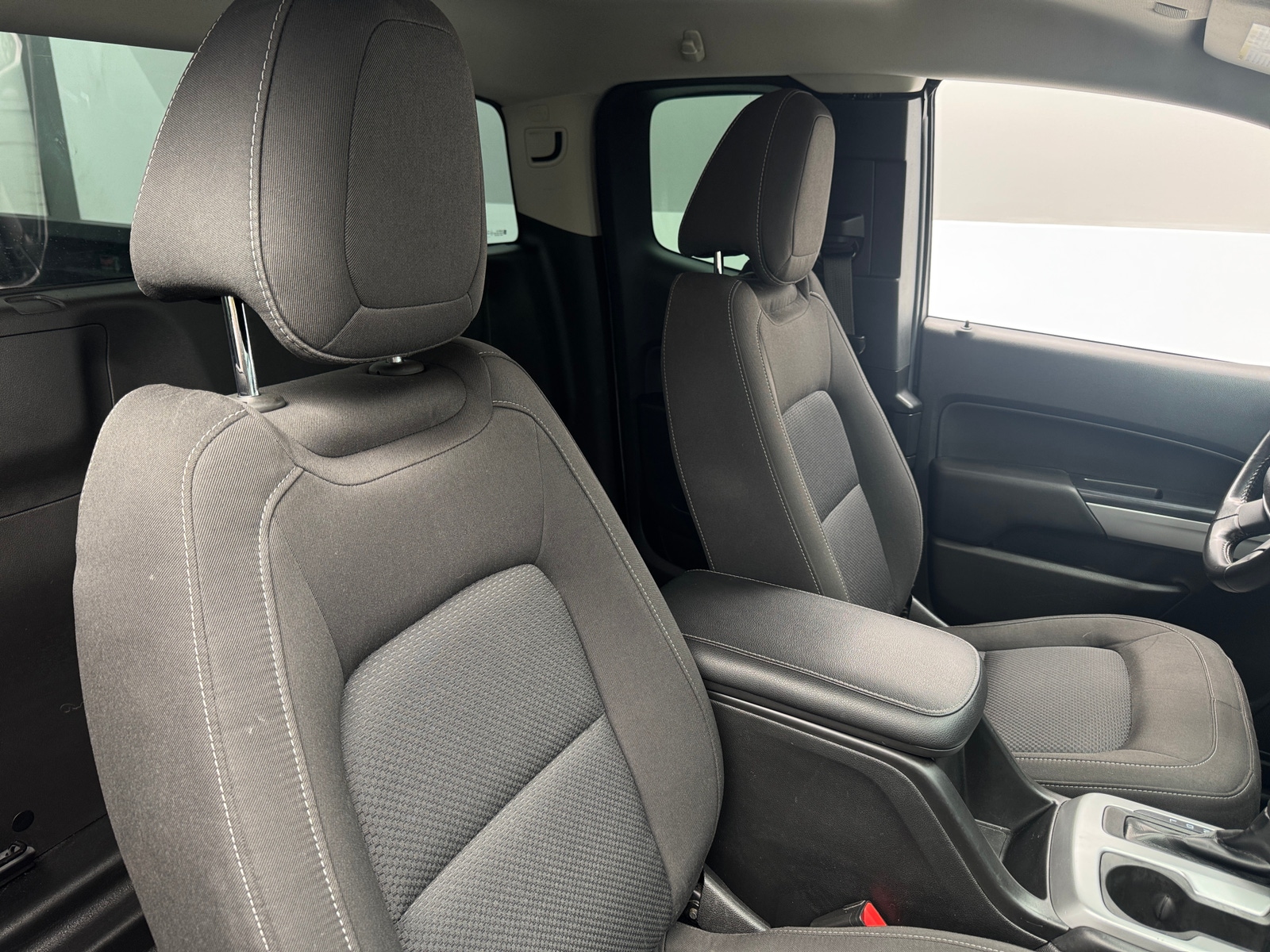 Thumbnail: 2021 Chevrolet Colorado - 2