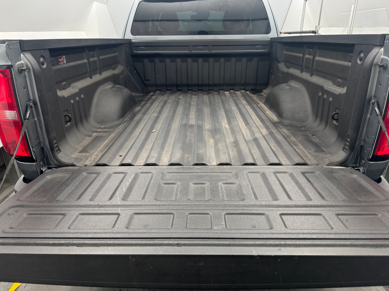 Thumbnail: 2021 Chevrolet Colorado - 6