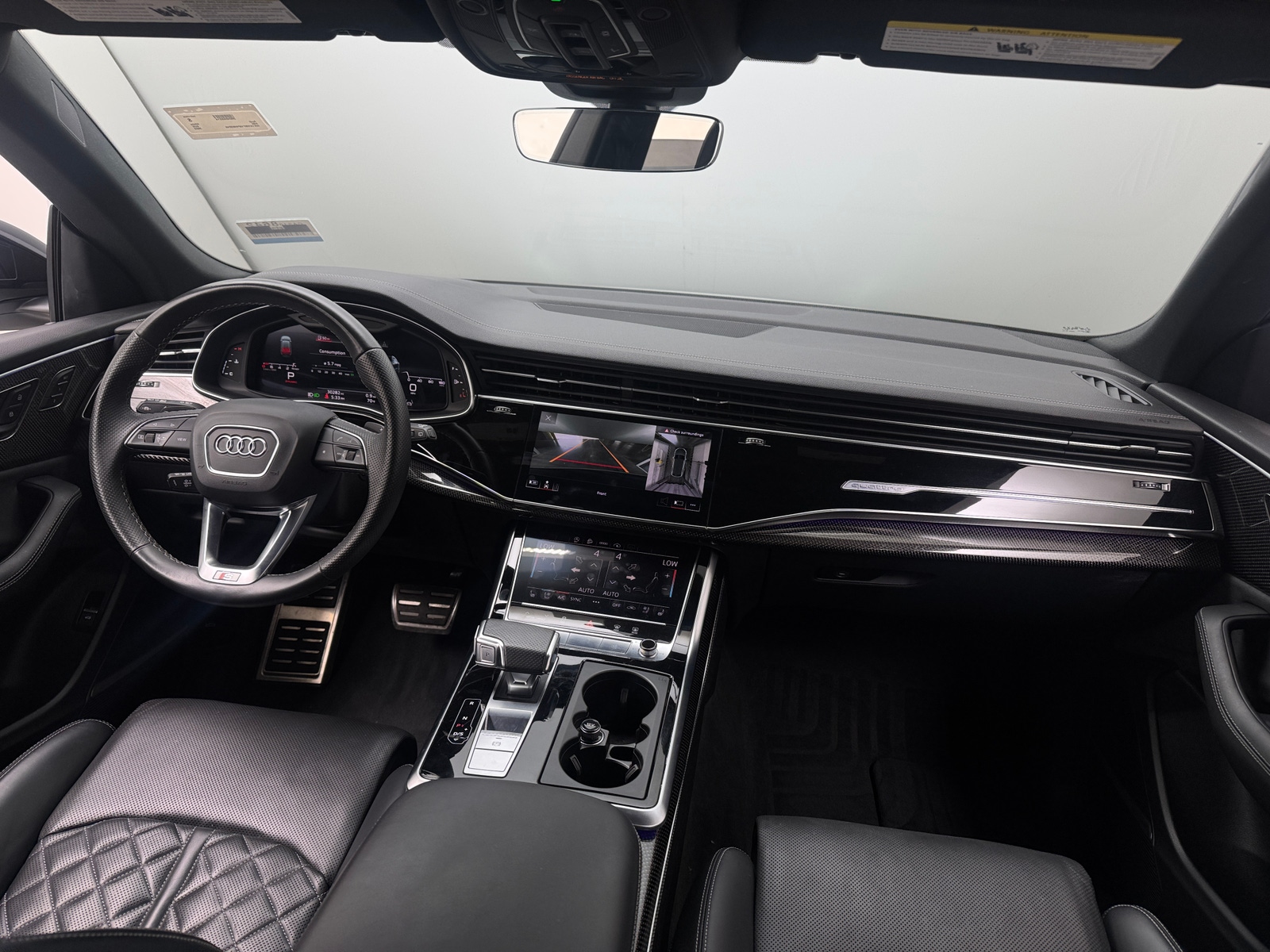 Thumbnail: 2023 Audi SQ8 - 2