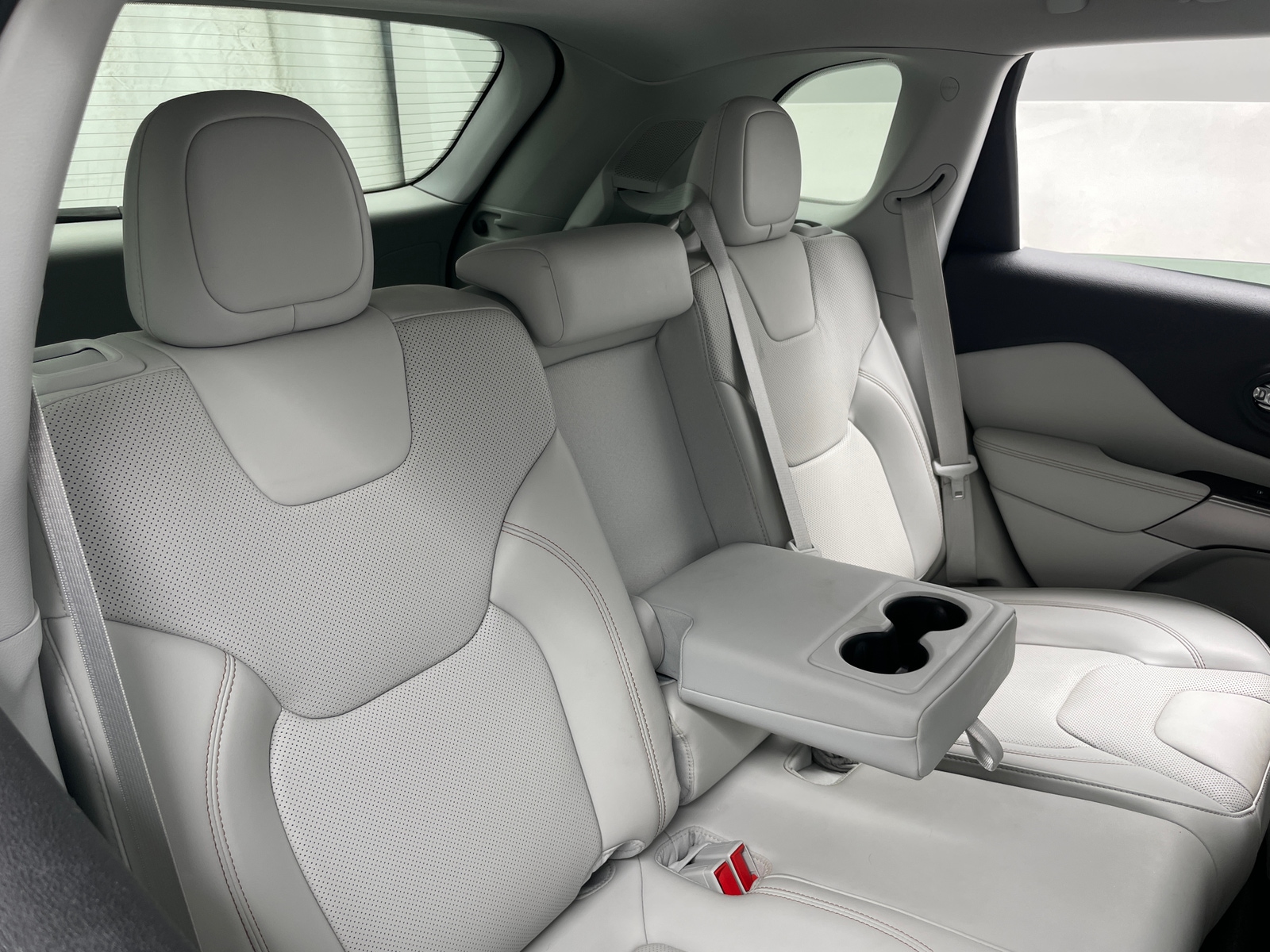 Thumbnail: 2021 Jeep Cherokee - 5