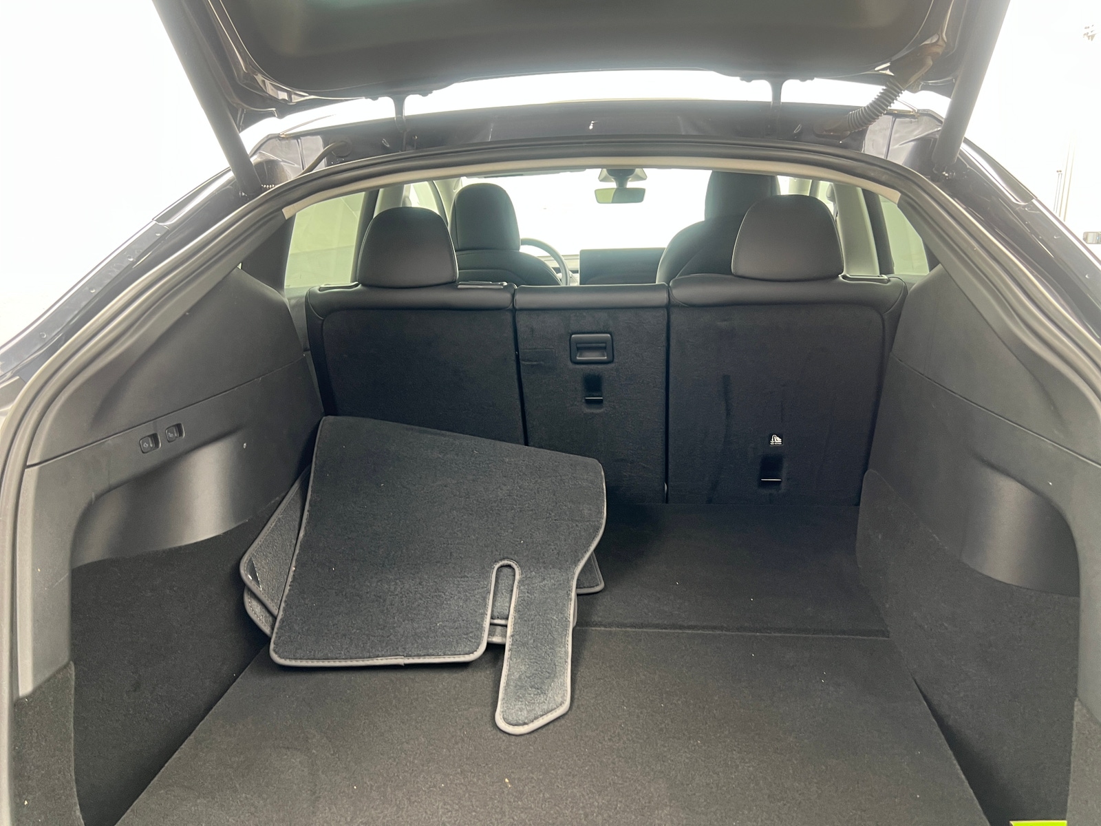 Thumbnail: 2022 Tesla Model Y - 6