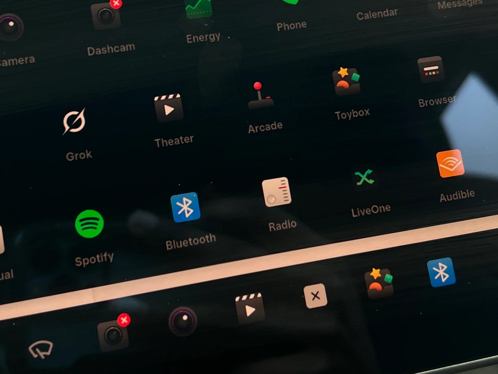 Thumbnail: 2022 Tesla Model Y - 3