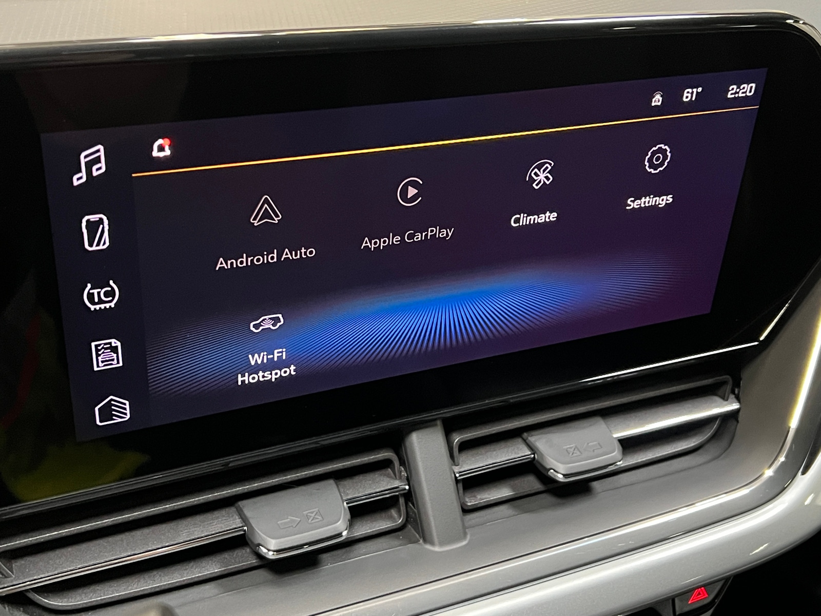 Thumbnail: 2025 Chevrolet Trax - 4