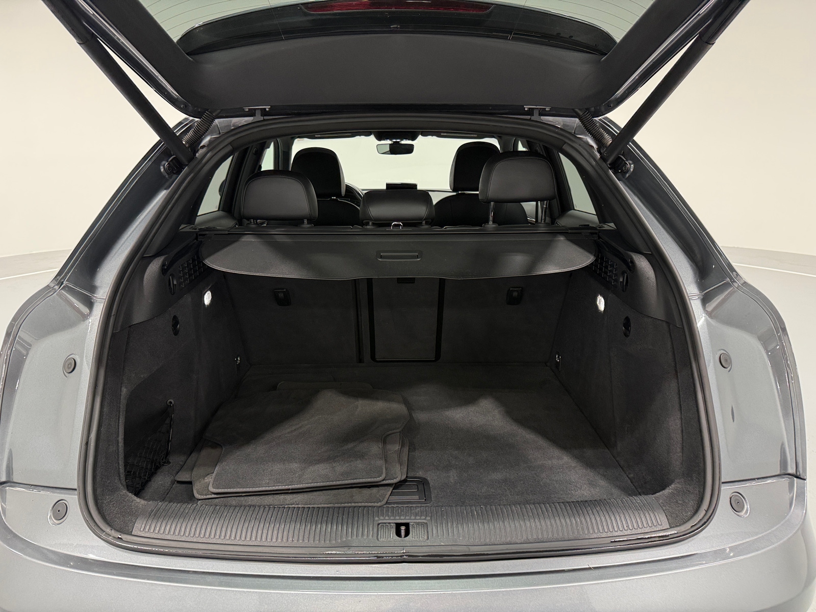 Thumbnail: 2016 Audi Q3 - 6