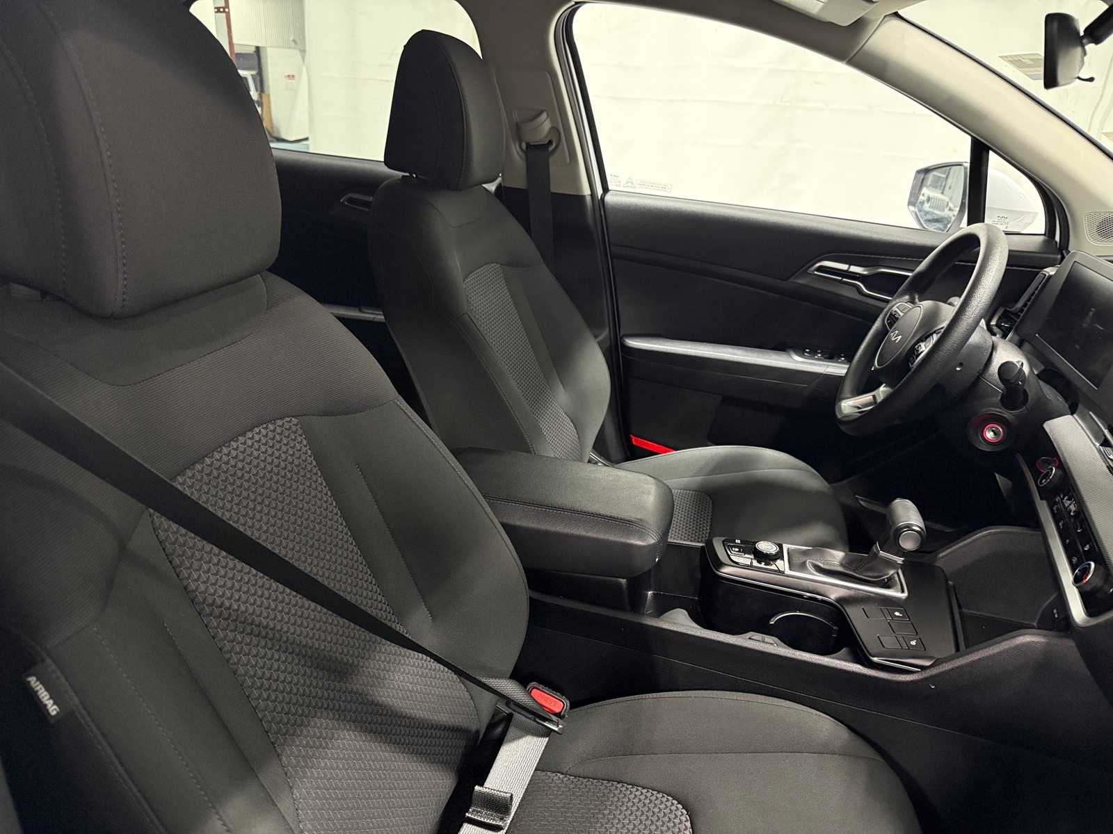 Thumbnail: 2025 Kia Sportage - 2