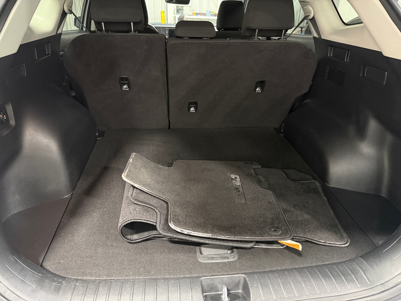 Thumbnail: 2025 Kia Sportage - 7