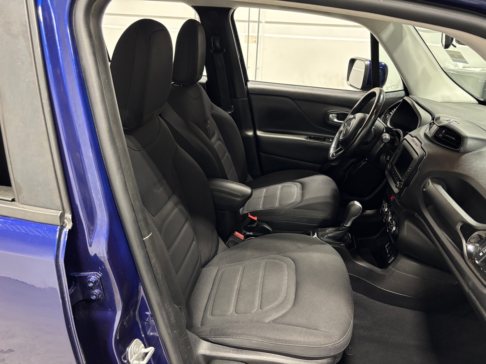 Thumbnail: 2017 Jeep Renegade - 2