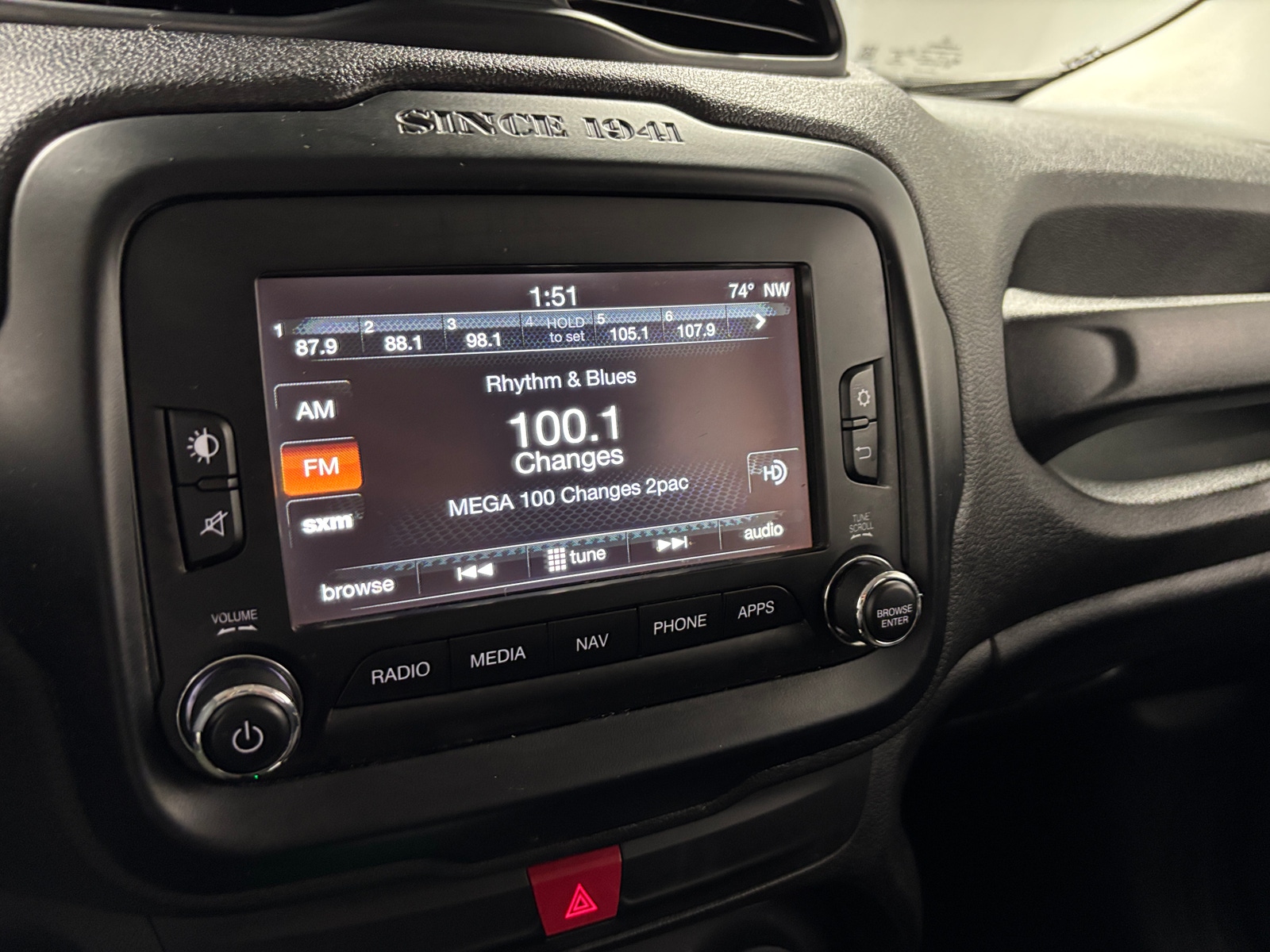 Thumbnail: 2017 Jeep Renegade - 4