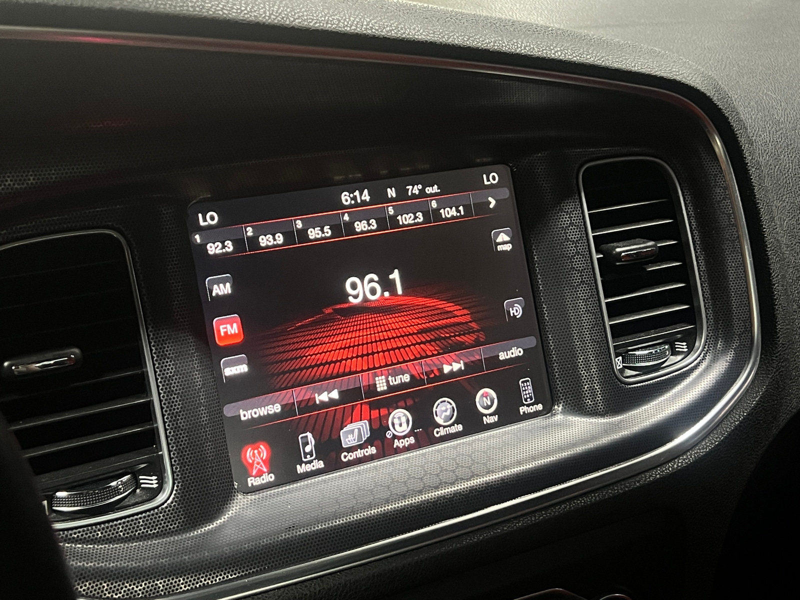 Thumbnail: 2016 Dodge Charger - 3