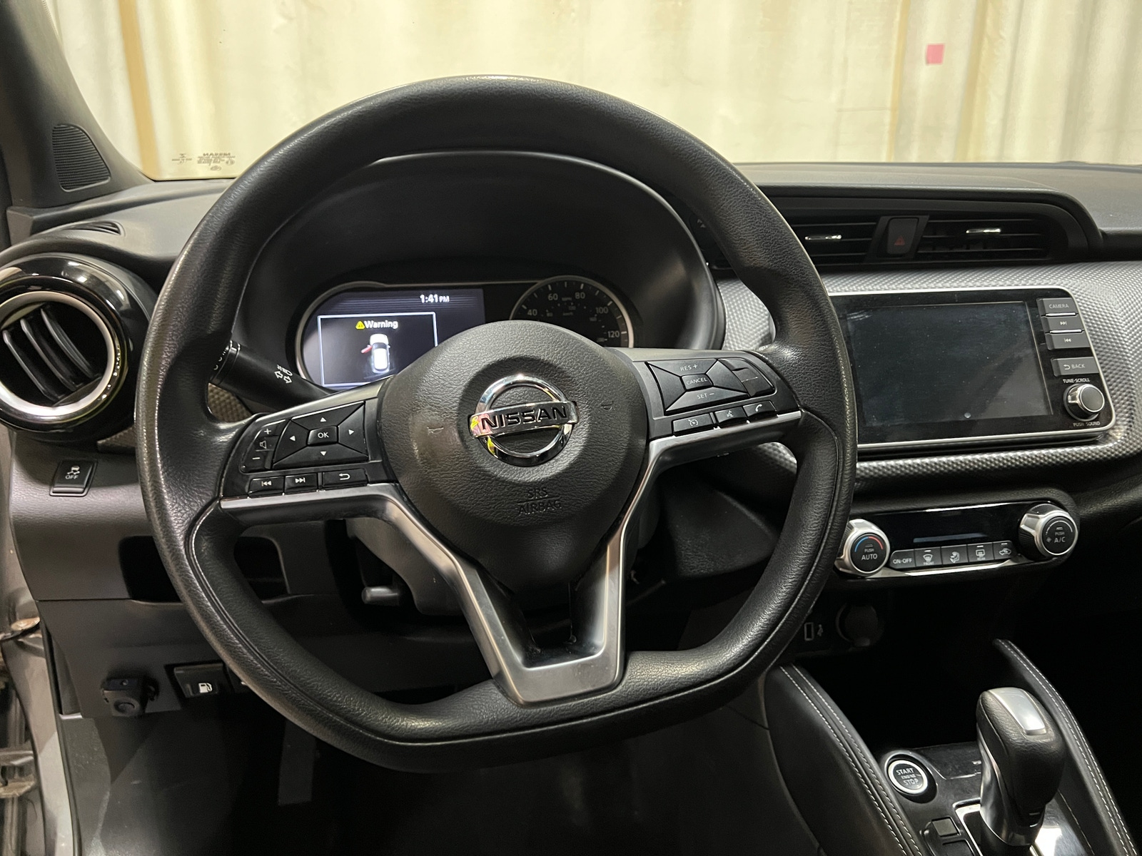 Thumbnail: 2018 Nissan Kicks - 5