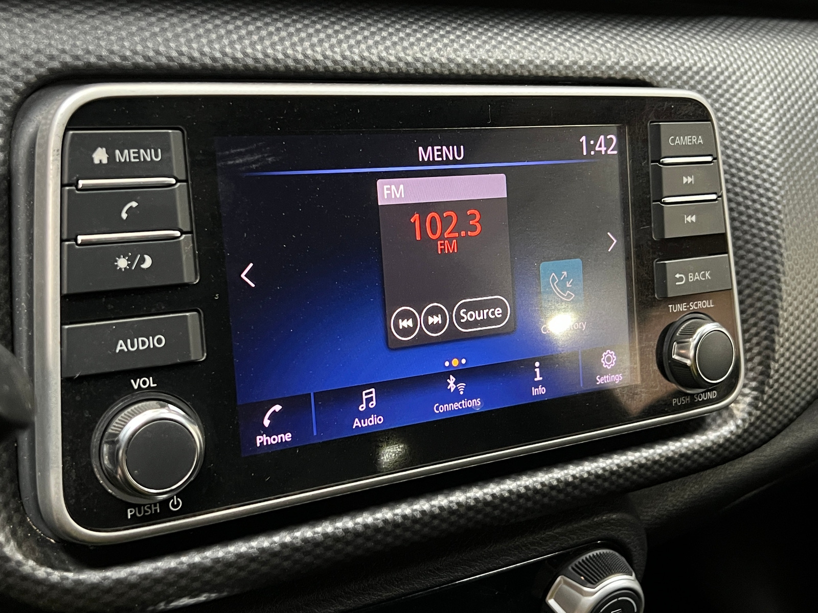 Thumbnail: 2018 Nissan Kicks - 4