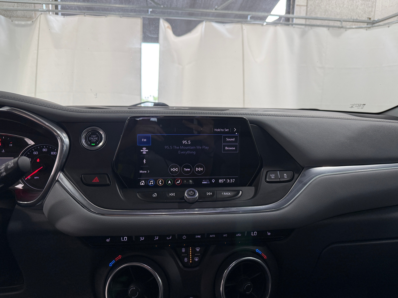 Thumbnail: 2019 Chevrolet Blazer - 4