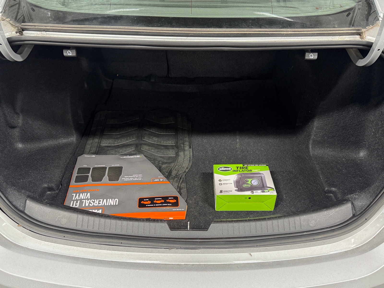 Thumbnail: 2017 Chevrolet Malibu - 7