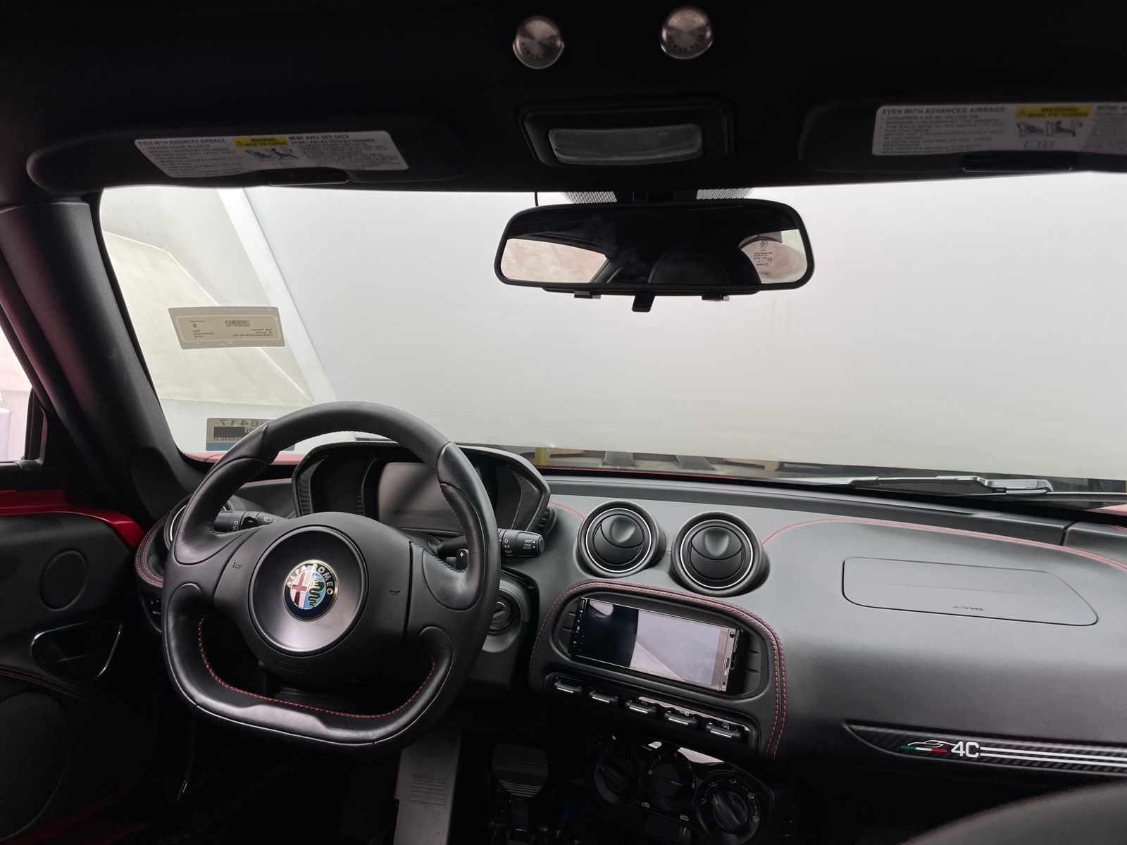 Thumbnail: 2016 Alfa Romeo 4C - 3