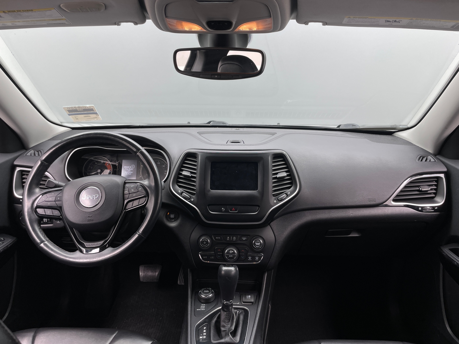 Thumbnail: 2019 Jeep Cherokee - 3